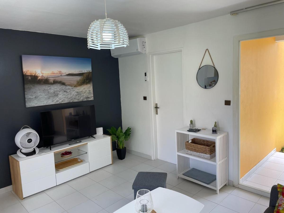 Appartement T2 Route Des Salines Sainte-Anne Bagian luar foto